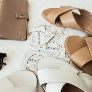 Van linnen set tot maxi dress: zo kies je sandalen die je look afmaken