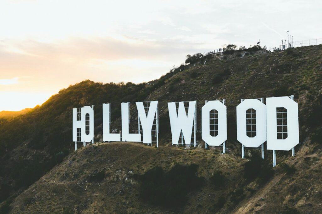 Dresscode Hollywood: zo kleed je je als een echte filmster Dresscode Hollywood: zo kleed je je als een echte filmster